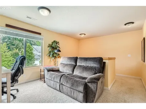 3871 P Street Washougal WA 98671