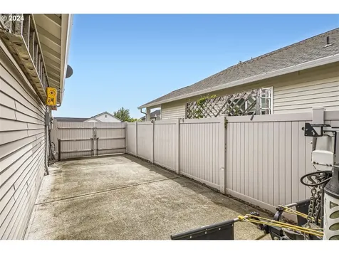 3871 P Street Washougal WA 98671