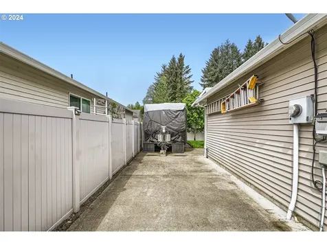 3871 P Street Washougal WA 98671