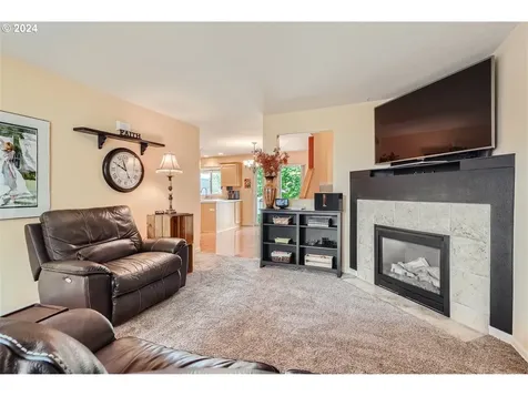 3871 P Street Washougal WA 98671