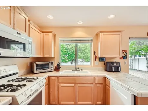 3871 P Street Washougal WA 98671