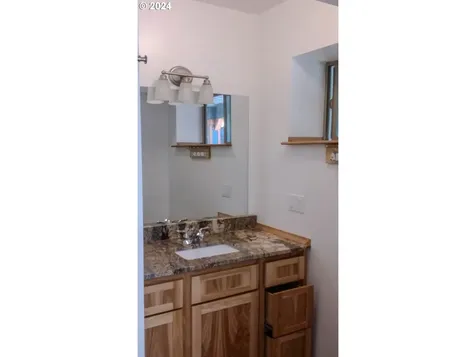 3350 Se Harold Court Portland OR 97202