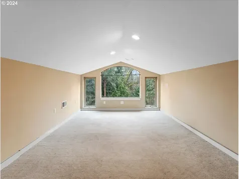 3350 Se Harold Court Portland OR 97202