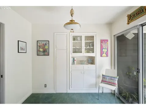 1320 SW Texas Street Portland OR 97219