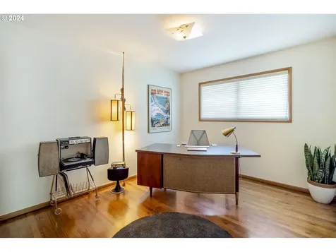 1320 SW Texas Street Portland OR 97219