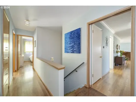 1320 SW Texas Street Portland OR 97219