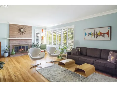 1320 SW Texas Street Portland OR 97219