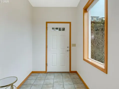 1875 N 15th Court Washougal WA 98671
