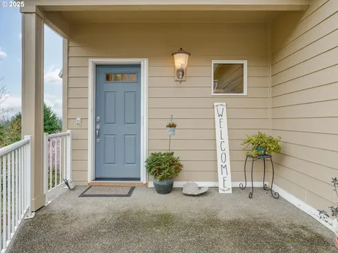 1875 N 15th Court Washougal WA 98671