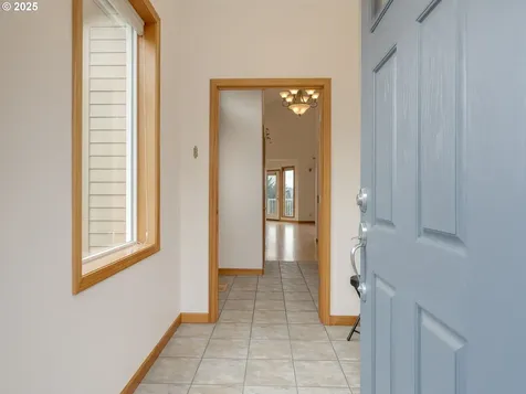 1875 N 15th Court Washougal WA 98671