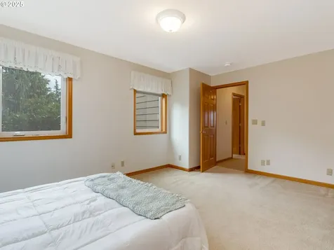1875 N 15th Court Washougal WA 98671