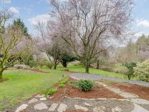 1875 N 15th Court Washougal WA 98671