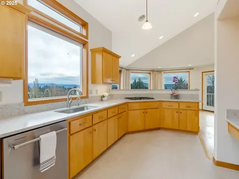 1875 N 15th Court Washougal WA 98671