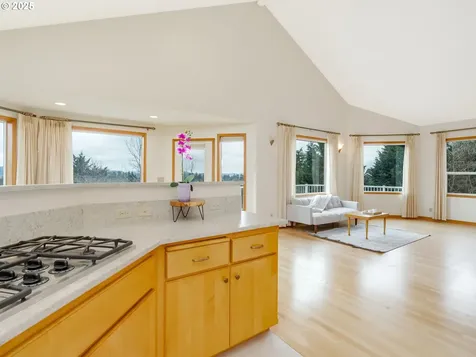 1875 N 15th Court Washougal WA 98671