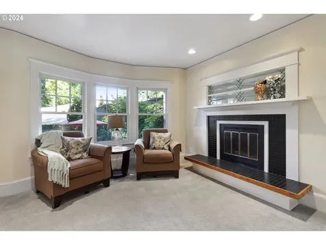 2735 Ne 28th Avenue Portland OR 97212