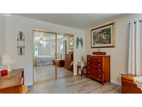 204 Sw 6th Avenue Canby OR 97013