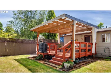 204 Sw 6th Avenue Canby OR 97013