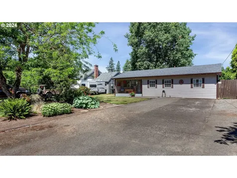 204 Sw 6th Avenue Canby OR 97013