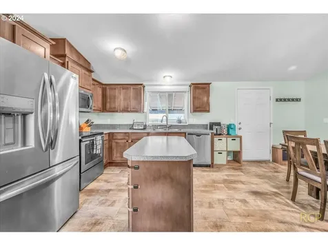 32080 NW Meadow Drive North Plains OR 97133