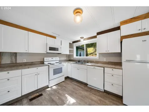 35680 12th Street Nehalem OR 97131