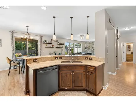 9710 Ne 160th Avenue Vancouver WA 98682