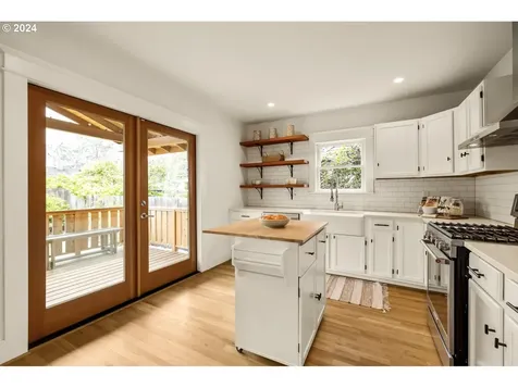 6317 Ne 6th Avenue Portland OR 97211