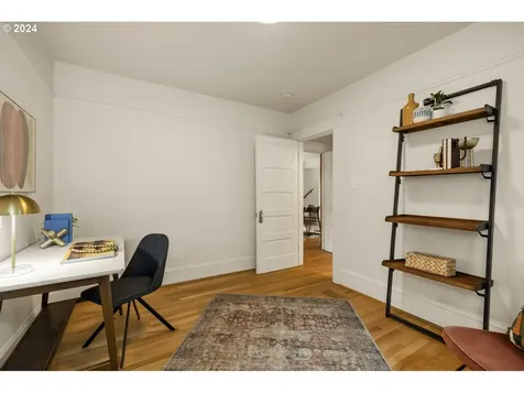 6317 Ne 6th Avenue Portland OR 97211