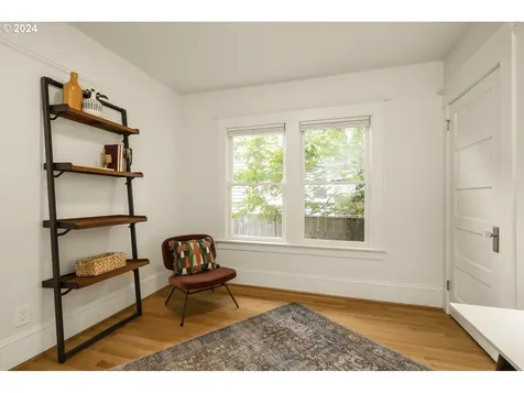 6317 Ne 6th Avenue Portland OR 97211