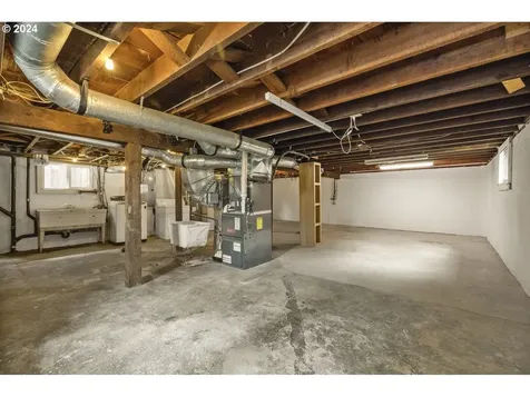 6317 Ne 6th Avenue Portland OR 97211