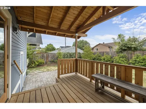 6317 Ne 6th Avenue Portland OR 97211