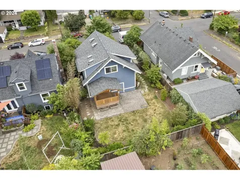 6317 Ne 6th Avenue Portland OR 97211