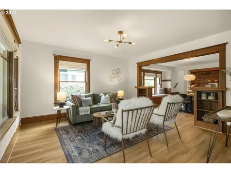 6317 Ne 6th Avenue Portland OR 97211