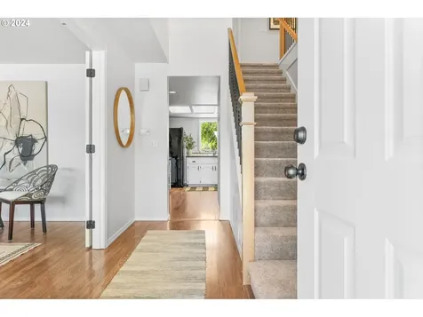 1143 Se Helene Court Hillsboro OR 97123