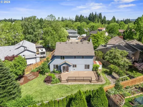 1143 Se Helene Court Hillsboro OR 97123