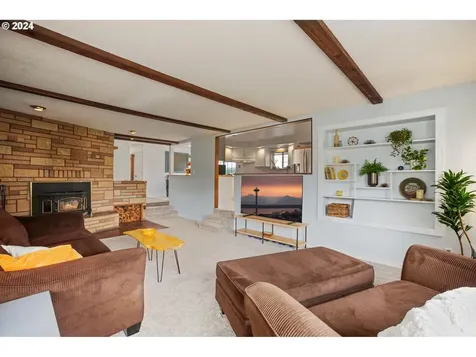 220 Drews Prairie Road Toledo WA 98591