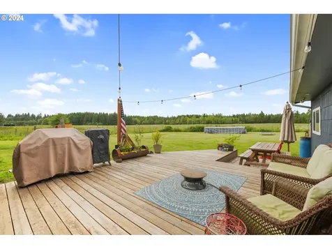 220 Drews Prairie Road Toledo WA 98591