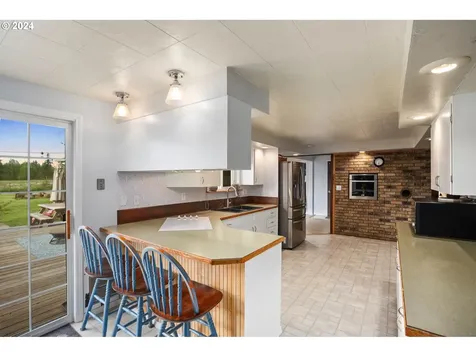 220 Drews Prairie Road Toledo WA 98591