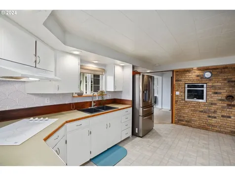 220 Drews Prairie Road Toledo WA 98591