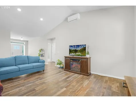108 Newaukum Village Drive Chehalis WA 98532