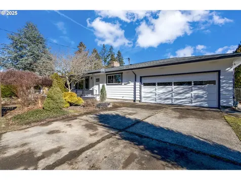1816 NE 132nd Avenue Portland OR 97230