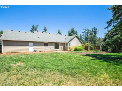 8570 Aumsville Highway Se Salem OR 97317