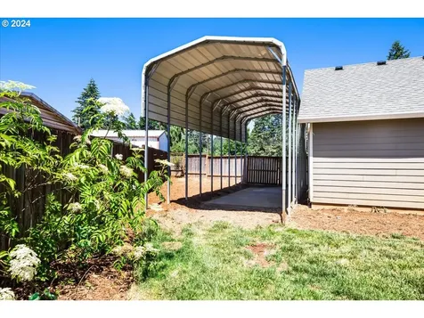 8570 Aumsville Highway Se Salem OR 97317