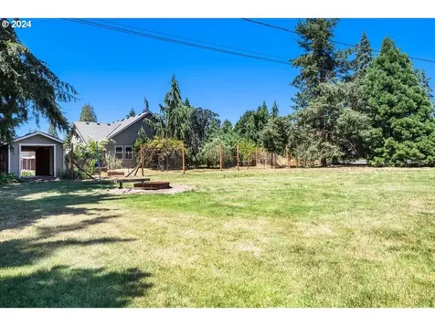 8570 Aumsville Highway Se Salem OR 97317