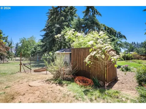 8570 Aumsville Highway Se Salem OR 97317