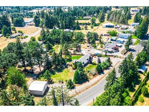 8570 Aumsville Highway Se Salem OR 97317