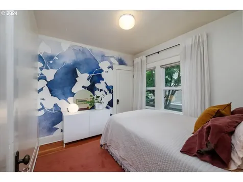 4516 SE Harrison Street Portland OR 97215