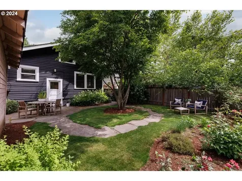 4516 SE Harrison Street Portland OR 97215