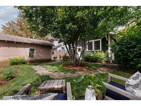 4516 SE Harrison Street Portland OR 97215