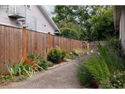 4516 SE Harrison Street Portland OR 97215