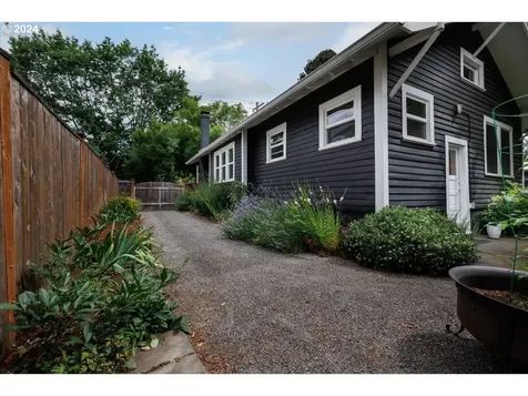 4516 SE Harrison Street Portland OR 97215